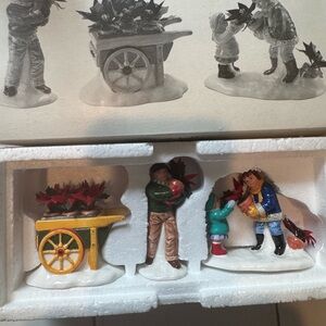 Dept 56 Original Snow Village Poinsettias 54861 Retired